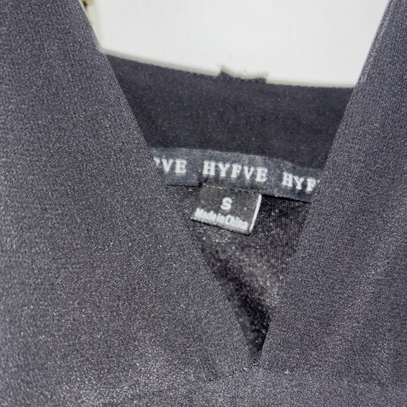 HYFVE Elegant Black Maxi Dress - Picture 4 of 7